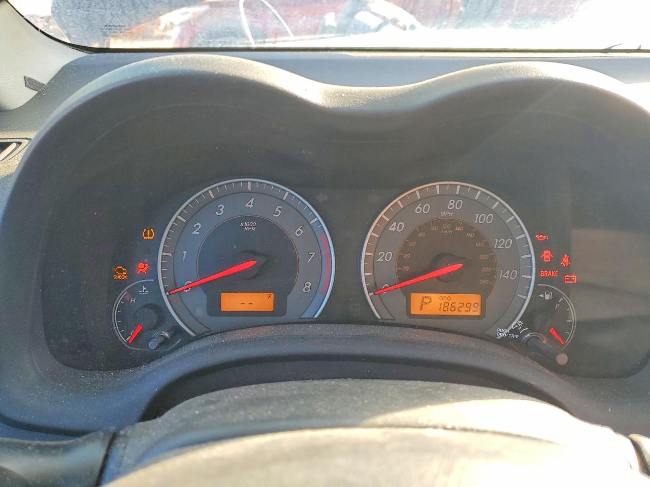 2010 TOYOTA COROLLA BASE photo 17