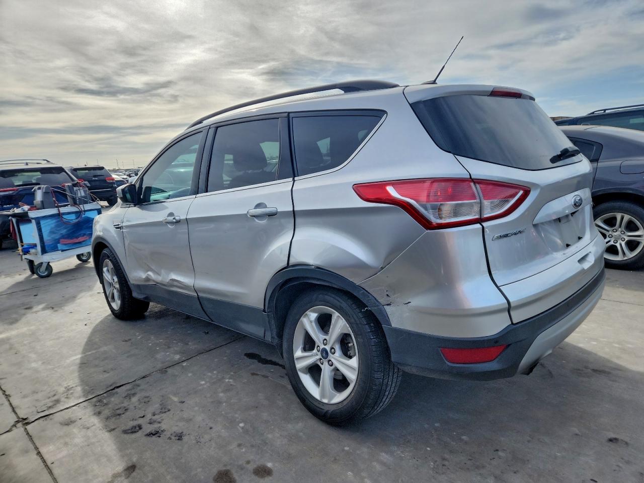 2016 FORD ESCAPE SE photo 3