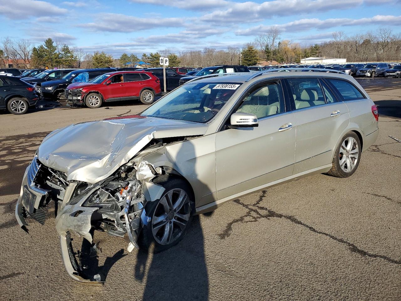 2011 MERCEDES-BENZ E