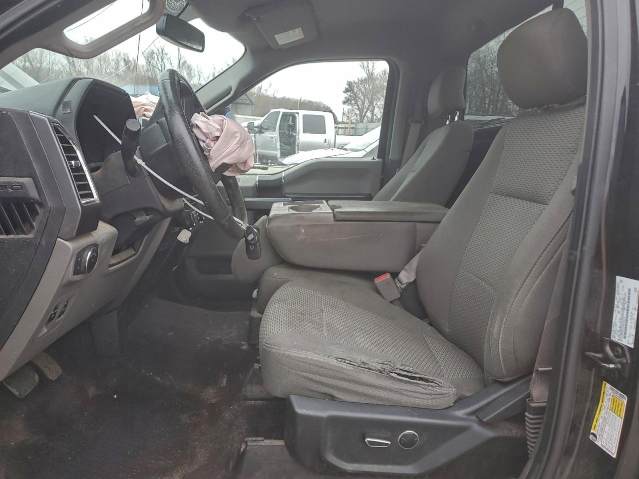 2016 FORD F150 photo 13