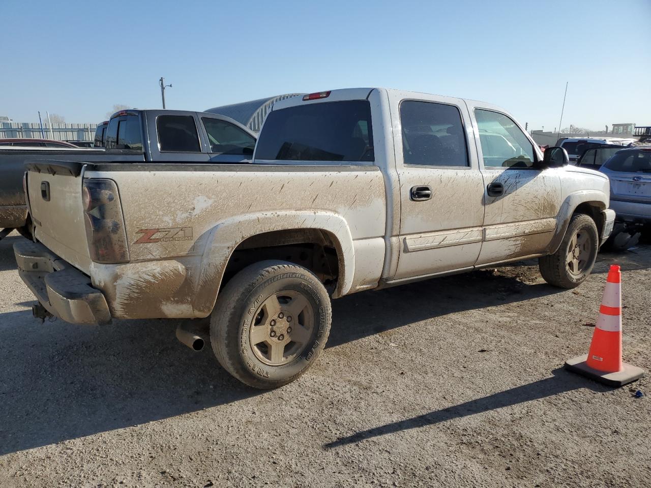 2006 CHEVROLET SILVERADO K1500 photo 3