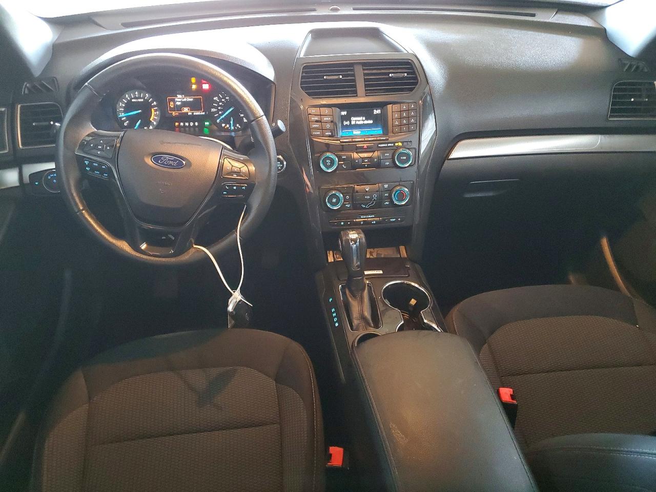 2018 FORD EXPLORER XLT photo 22