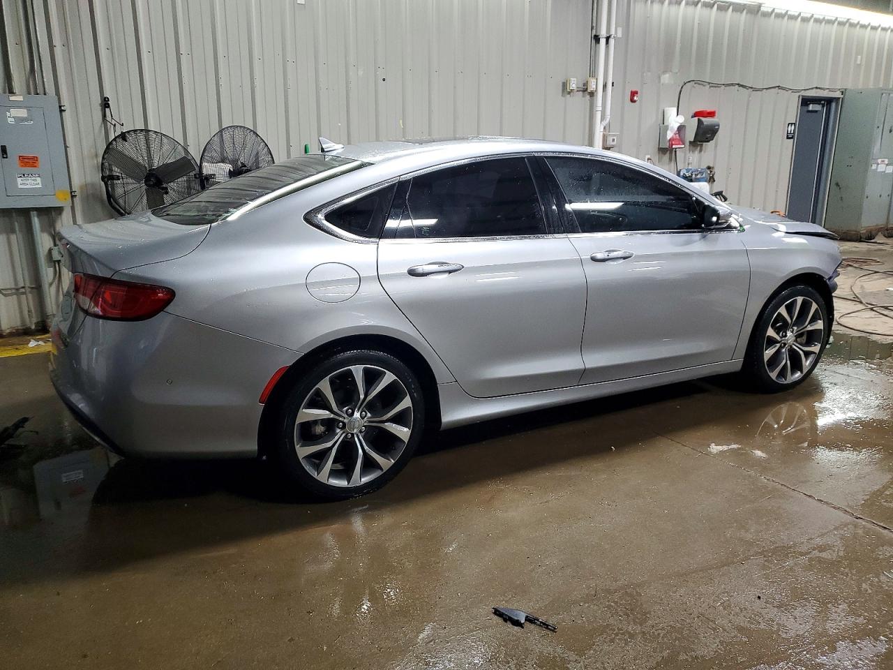 2015 CHRYSLER 200 C photo 5