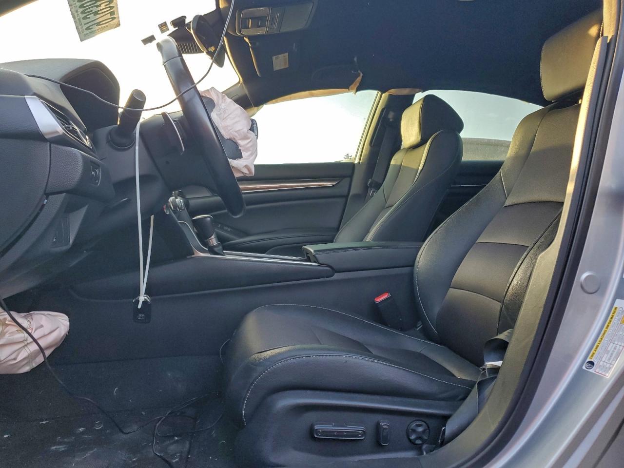 2020 HONDA ACCORD SPORT photo 13