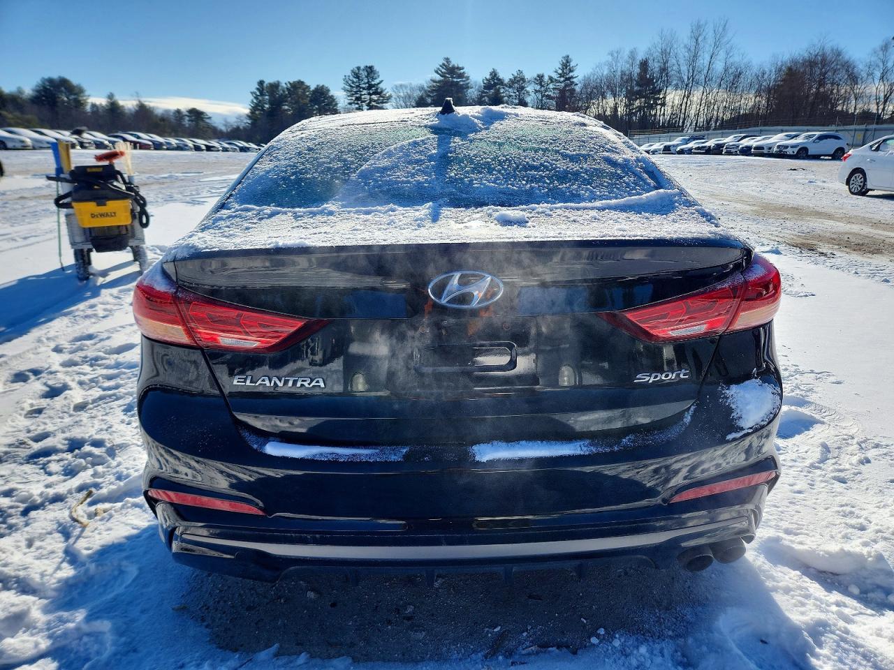 2018 HYUNDAI ELANTRA SPORT photo 11