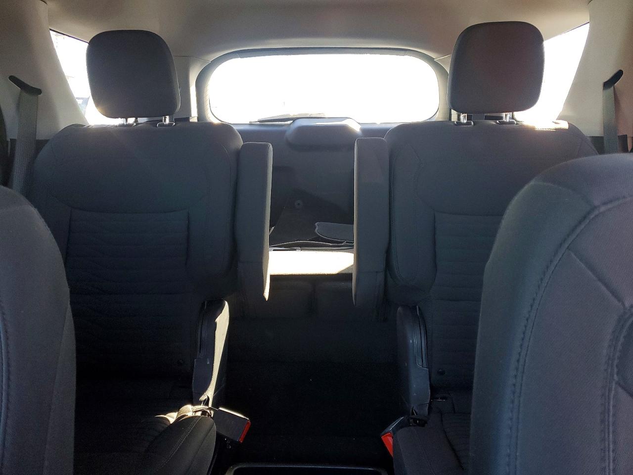 2021 FORD EXPLORER XLT photo 10