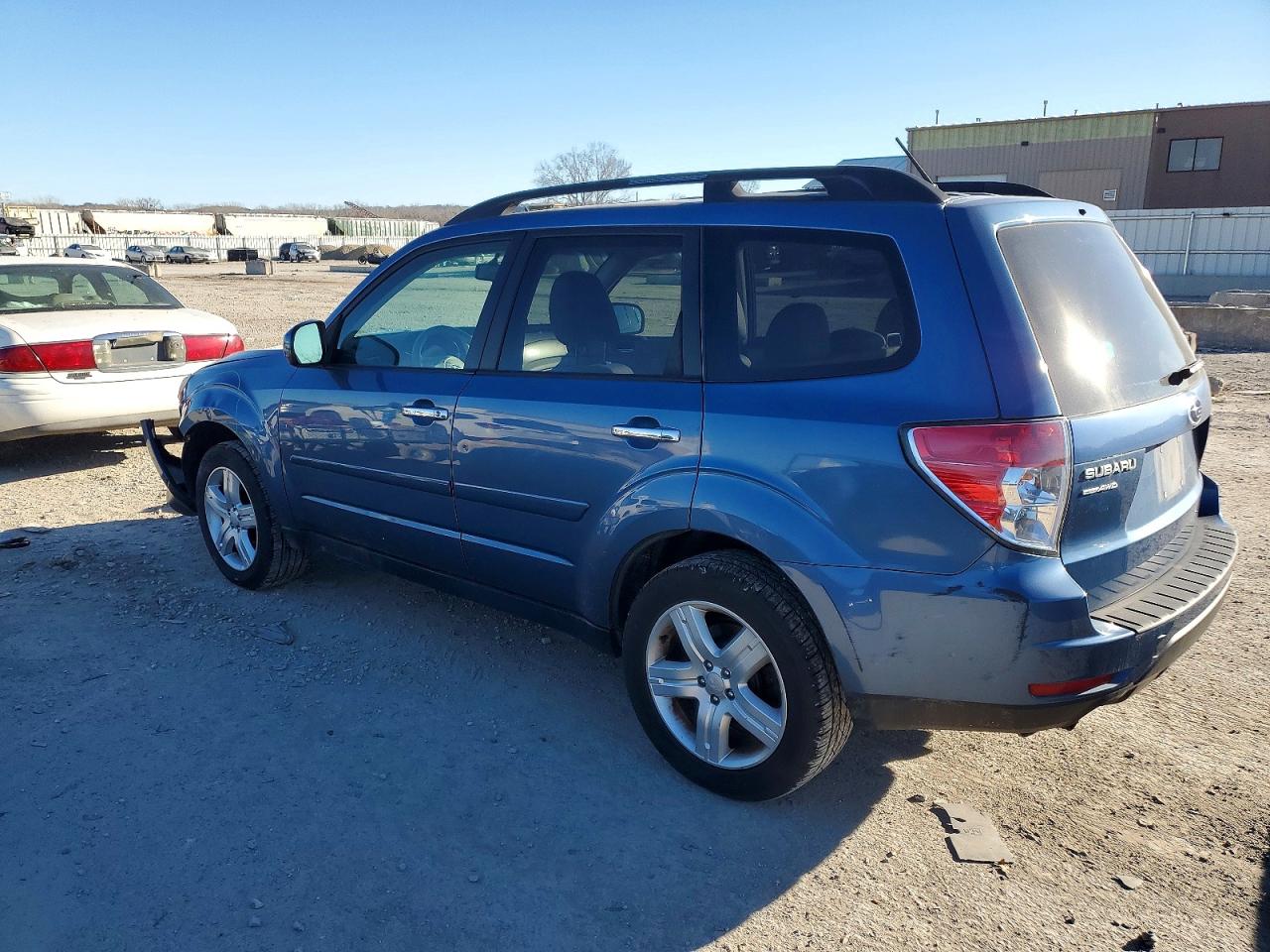 2010 SUBARU FORESTER 2.5X PREMIUM photo 3