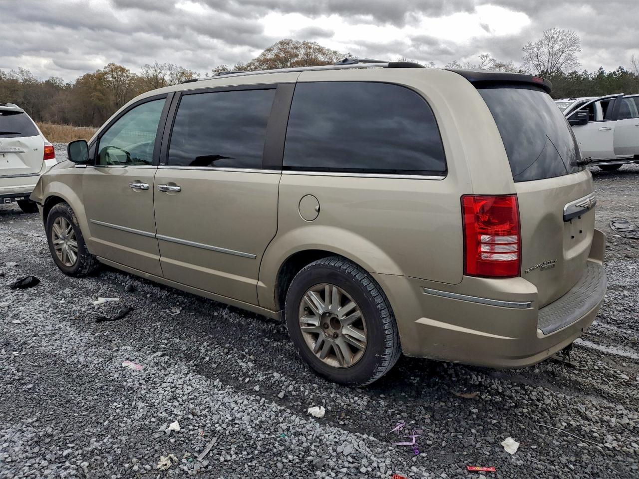2008 CHRYSLER TOWN & COUNTRY LIMITED photo 2