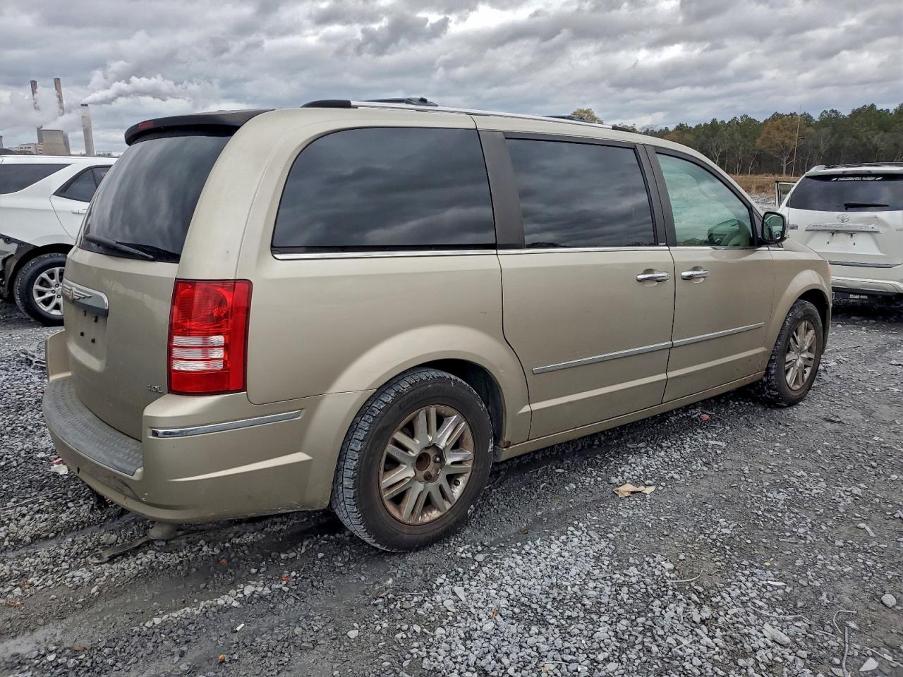 2008 CHRYSLER TOWN & COUNTRY LIMITED photo 3