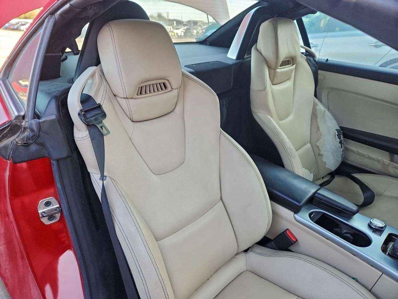 2015 MERCEDES-BENZ SLK 250 photo 10