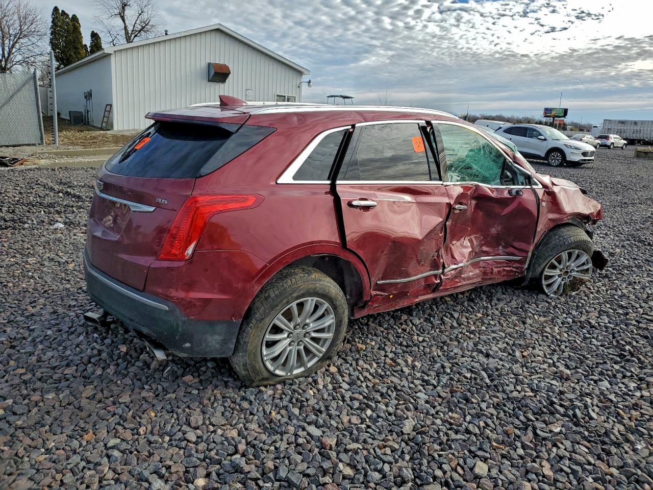 2017 CADILLAC XT5 photo 5