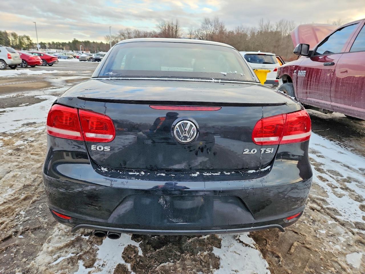 2012 VOLKSWAGEN EOS KOMFORT photo 11
