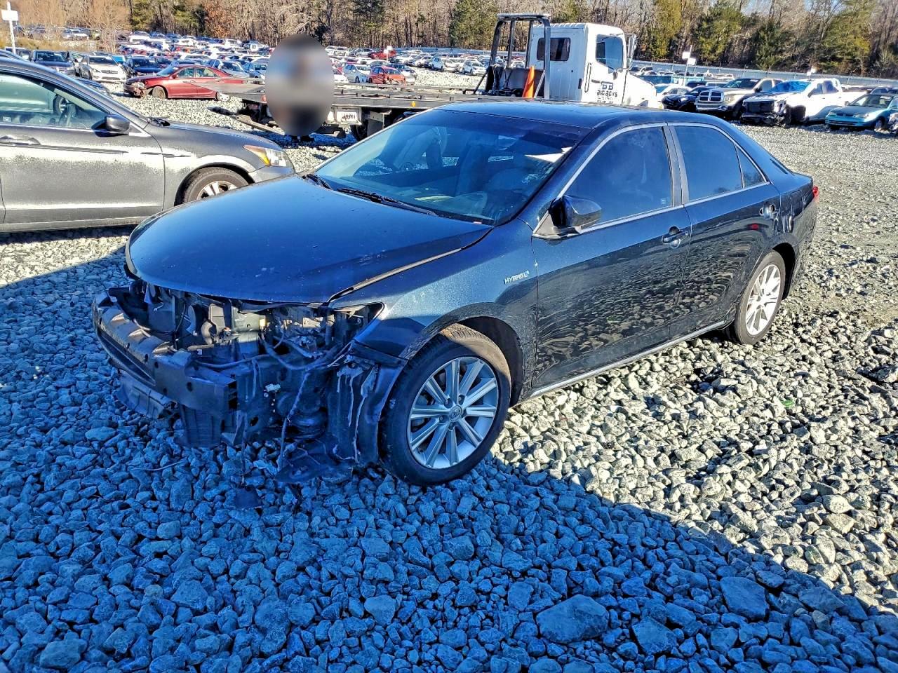 2012 TOYOTA CAMRY