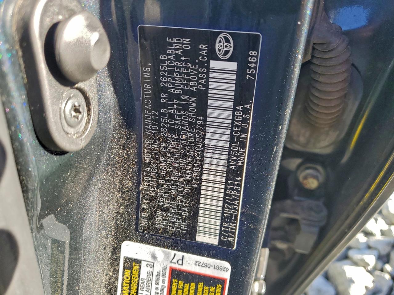 2012 TOYOTA CAMRY HYBRID photo 23