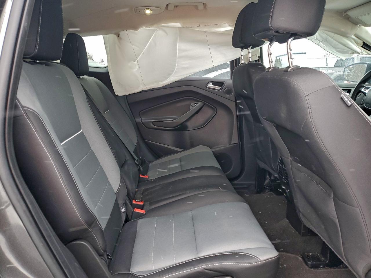 2015 FORD ESCAPE SE photo 11