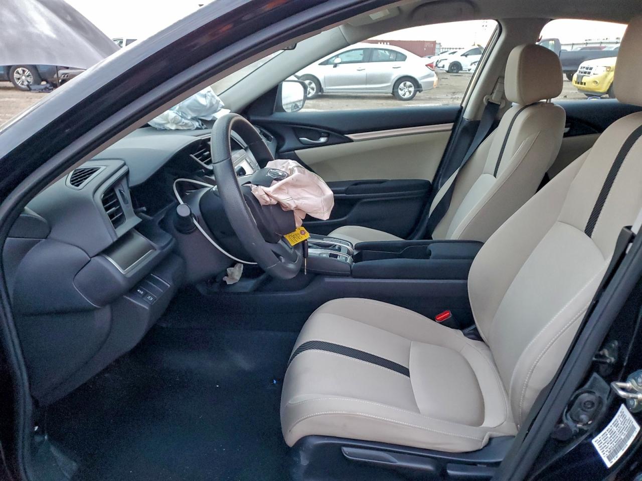 2017 HONDA CIVIC LX photo 7