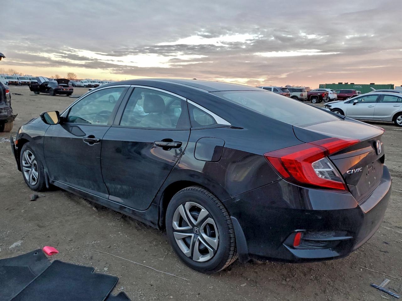 2017 HONDA CIVIC LX photo 2