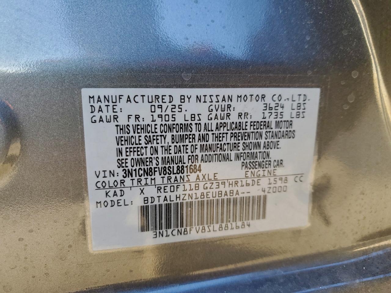 2025 NISSAN VERSA SR photo 12