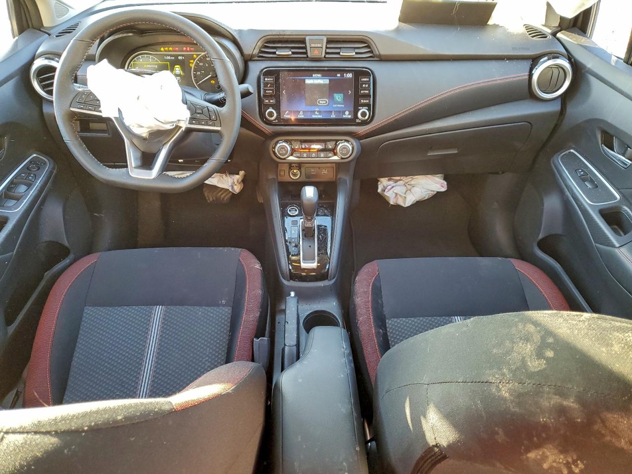 2025 NISSAN VERSA SR photo 8