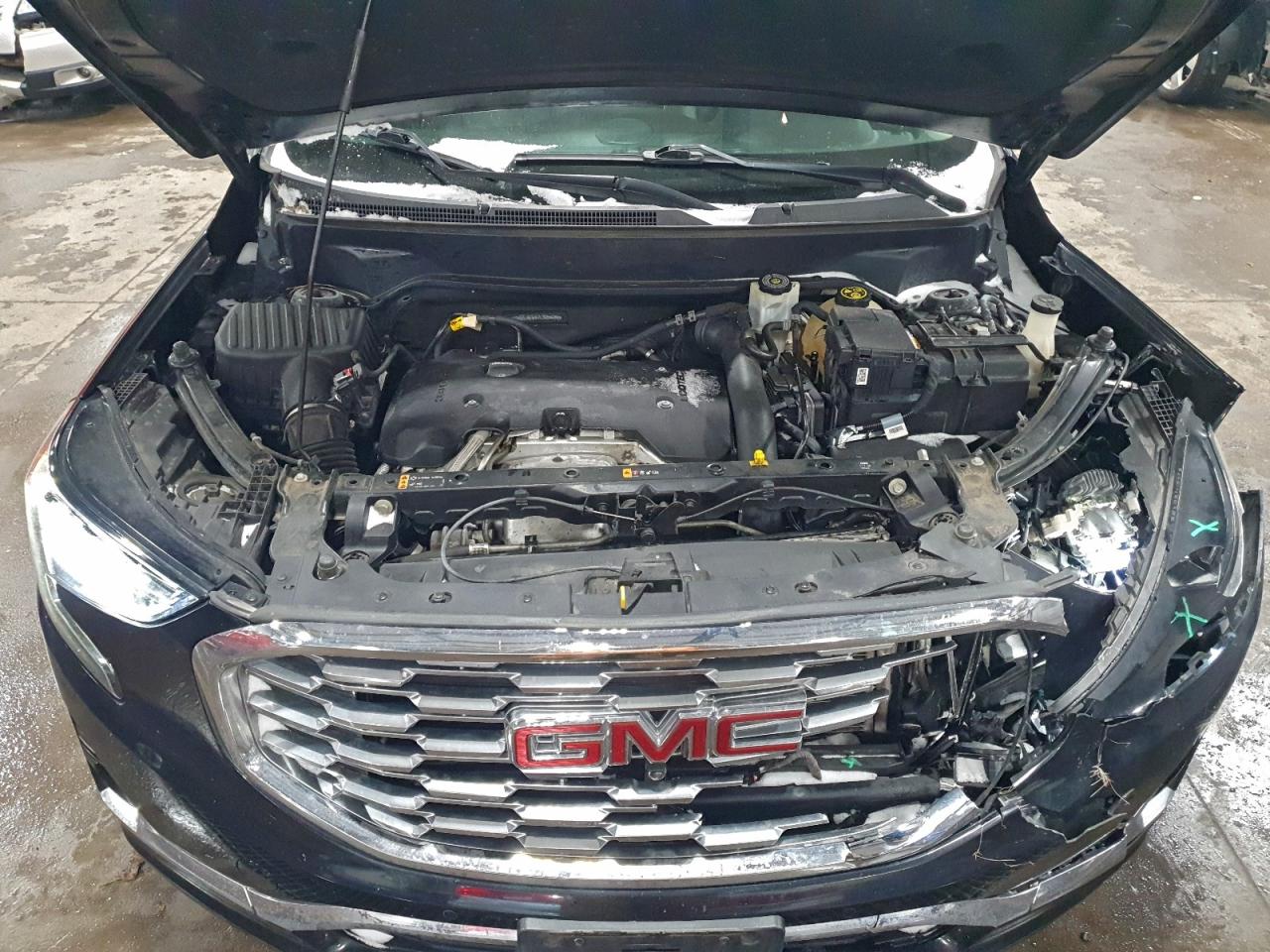 2018 GMC TERRAIN DENALI photo 23