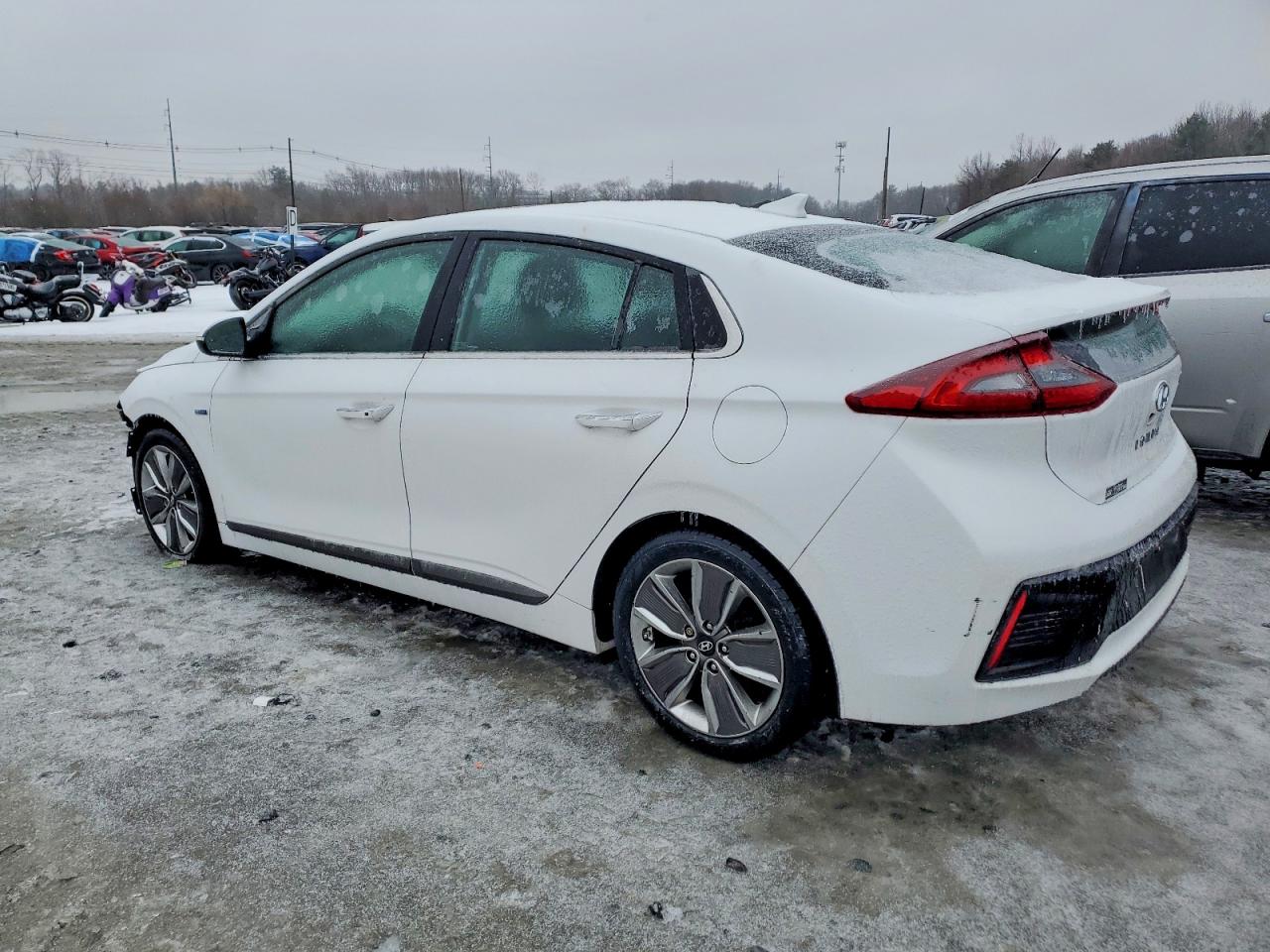 2017 HYUNDAI IONIQ LIMITED photo 2