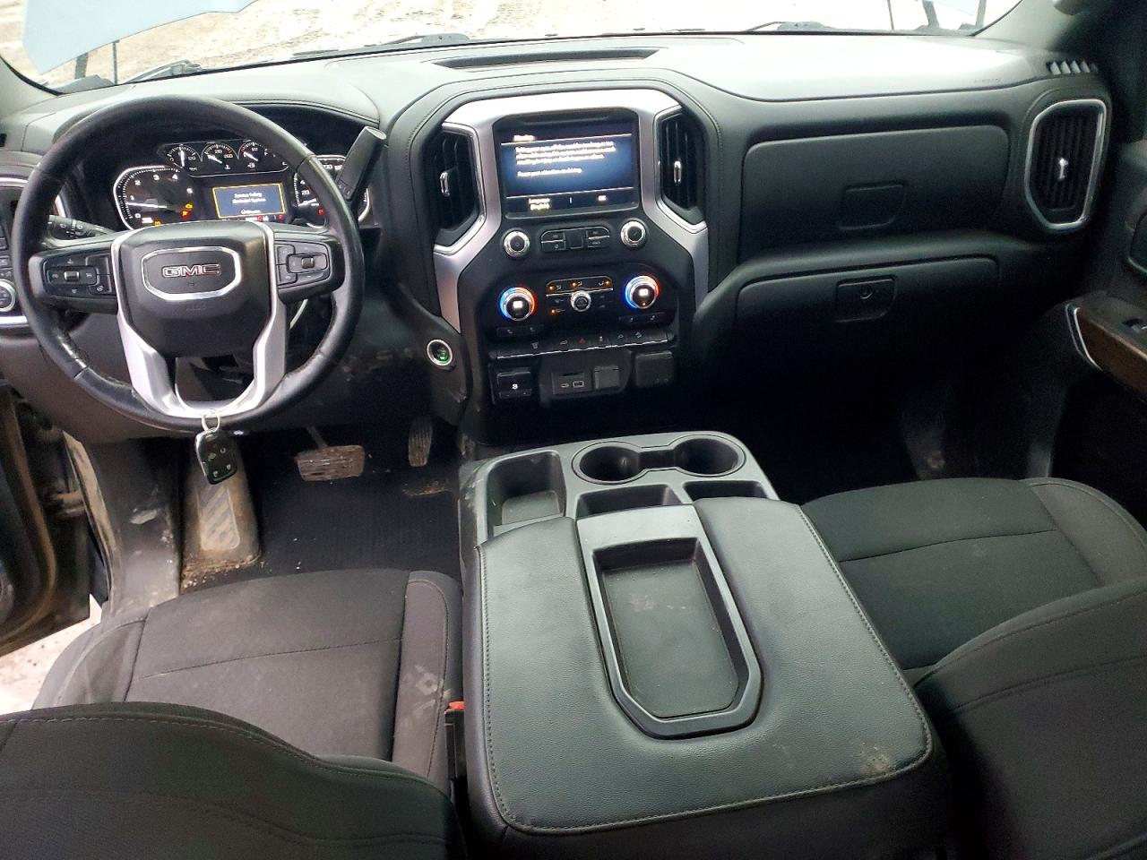 2020 GMC SIERRA K2500 SLE photo 8