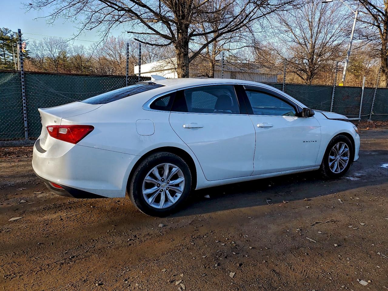 2023 CHEVROLET MALIBU LT photo 3