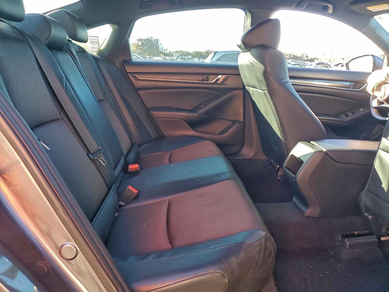 2018 HONDA ACCORD SPORT photo 10