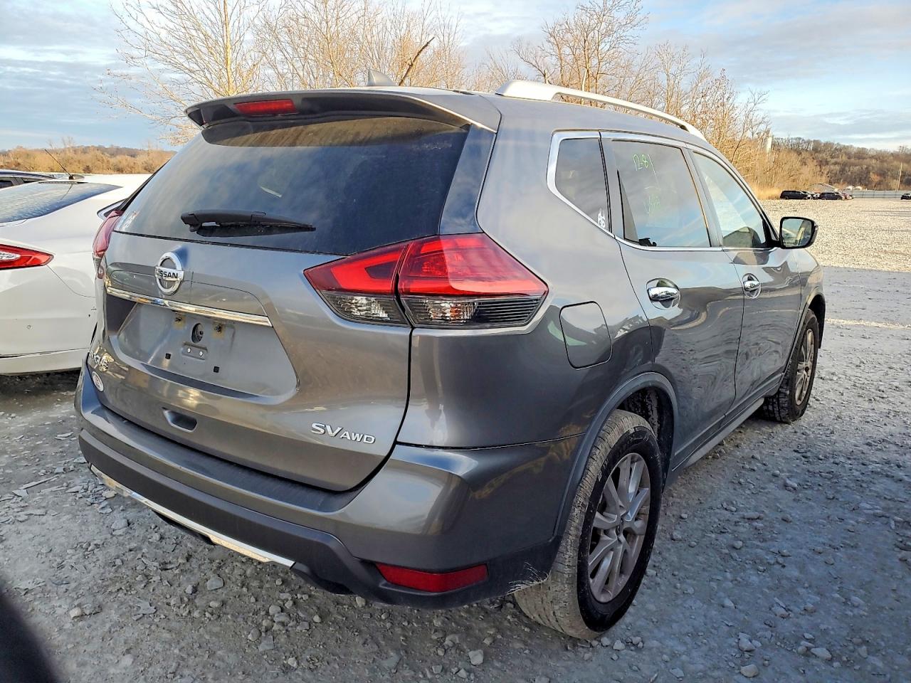 2017 NISSAN ROGUE S photo 3