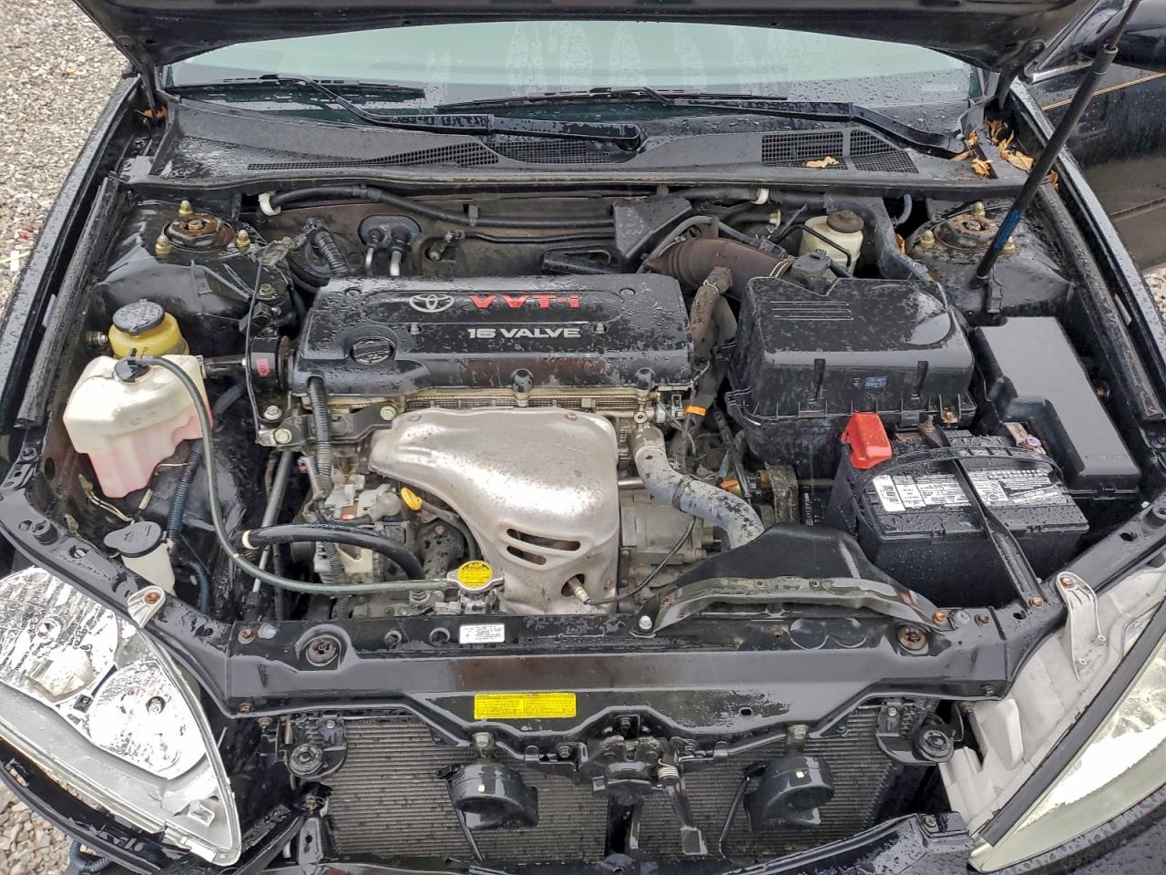 2004 TOYOTA CAMRY LE photo 31