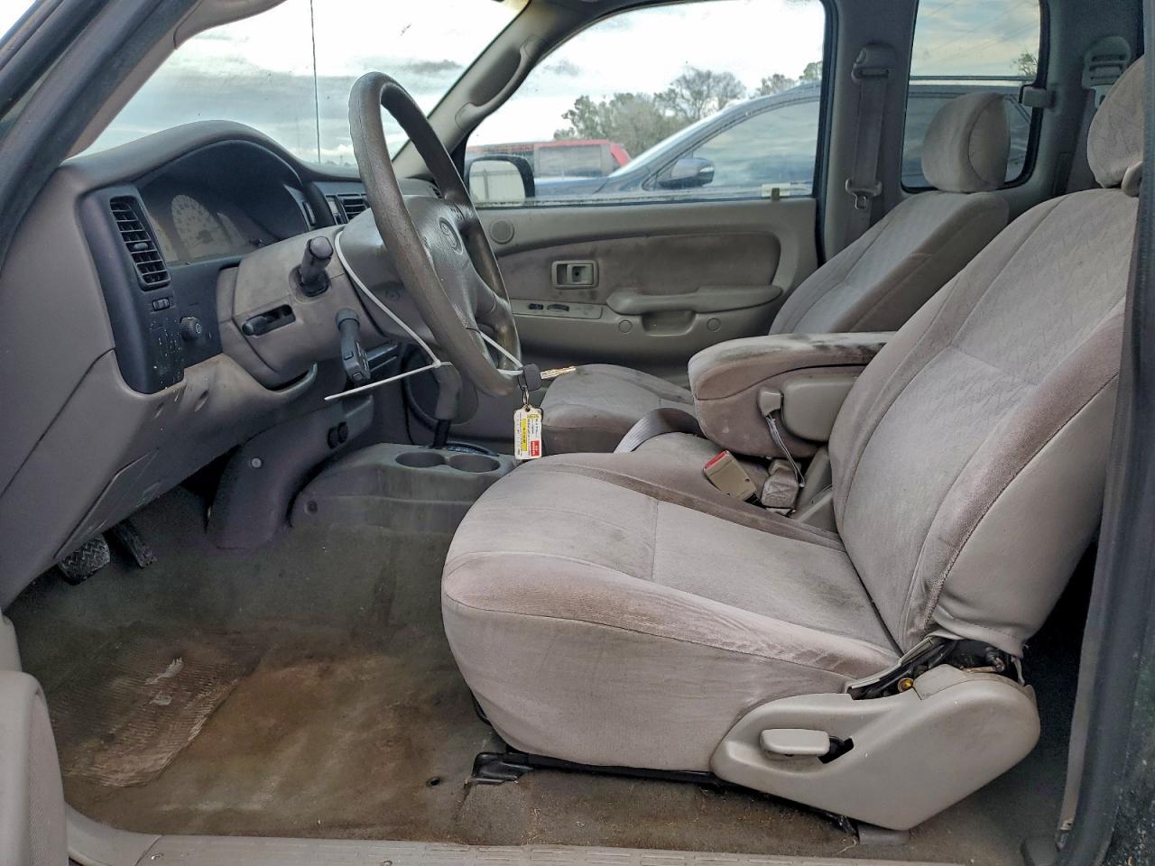 2002 TOYOTA TACOMA XTRACAB photo 13