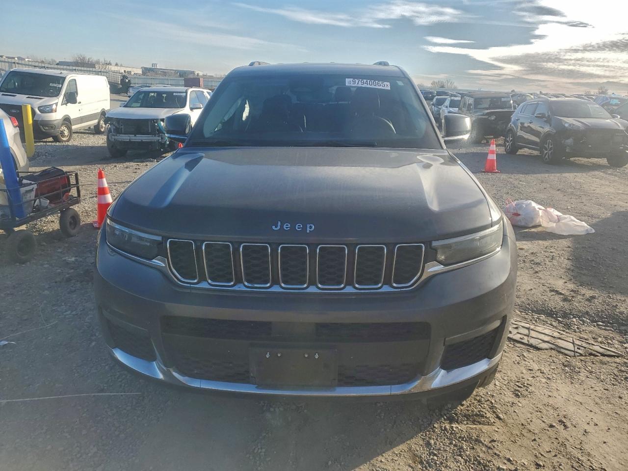 2023 JEEP GRAND CHEROKEE L LIMITED photo 9