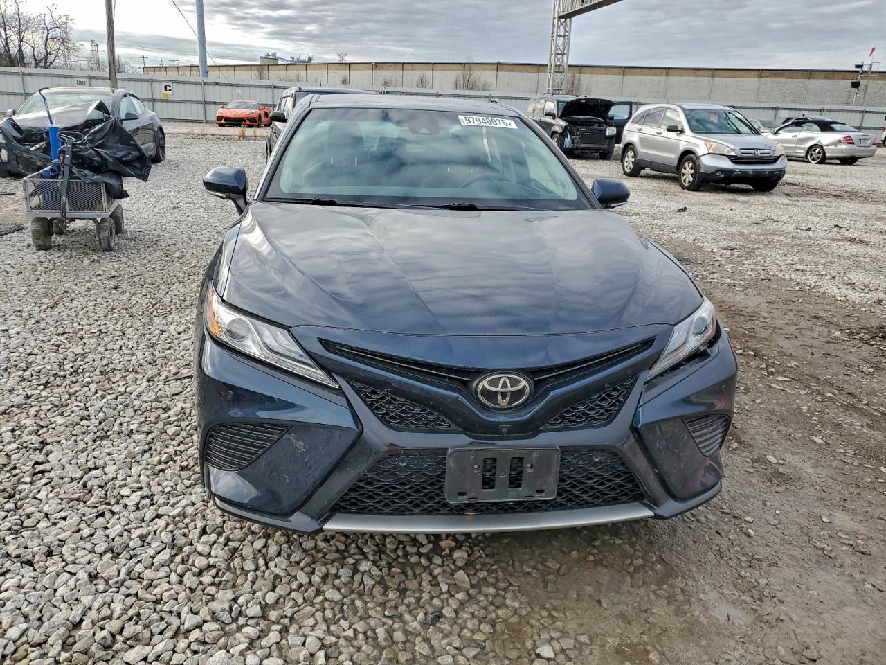 2018 TOYOTA CAMRY XSE photo 9