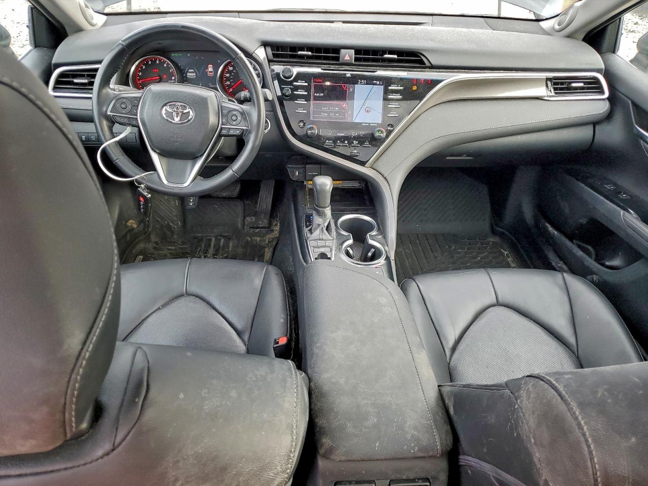 2018 TOYOTA CAMRY XSE photo 15