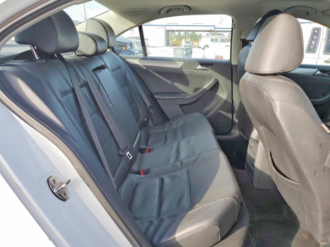 2016 VOLKSWAGEN JETTA SE photo 19