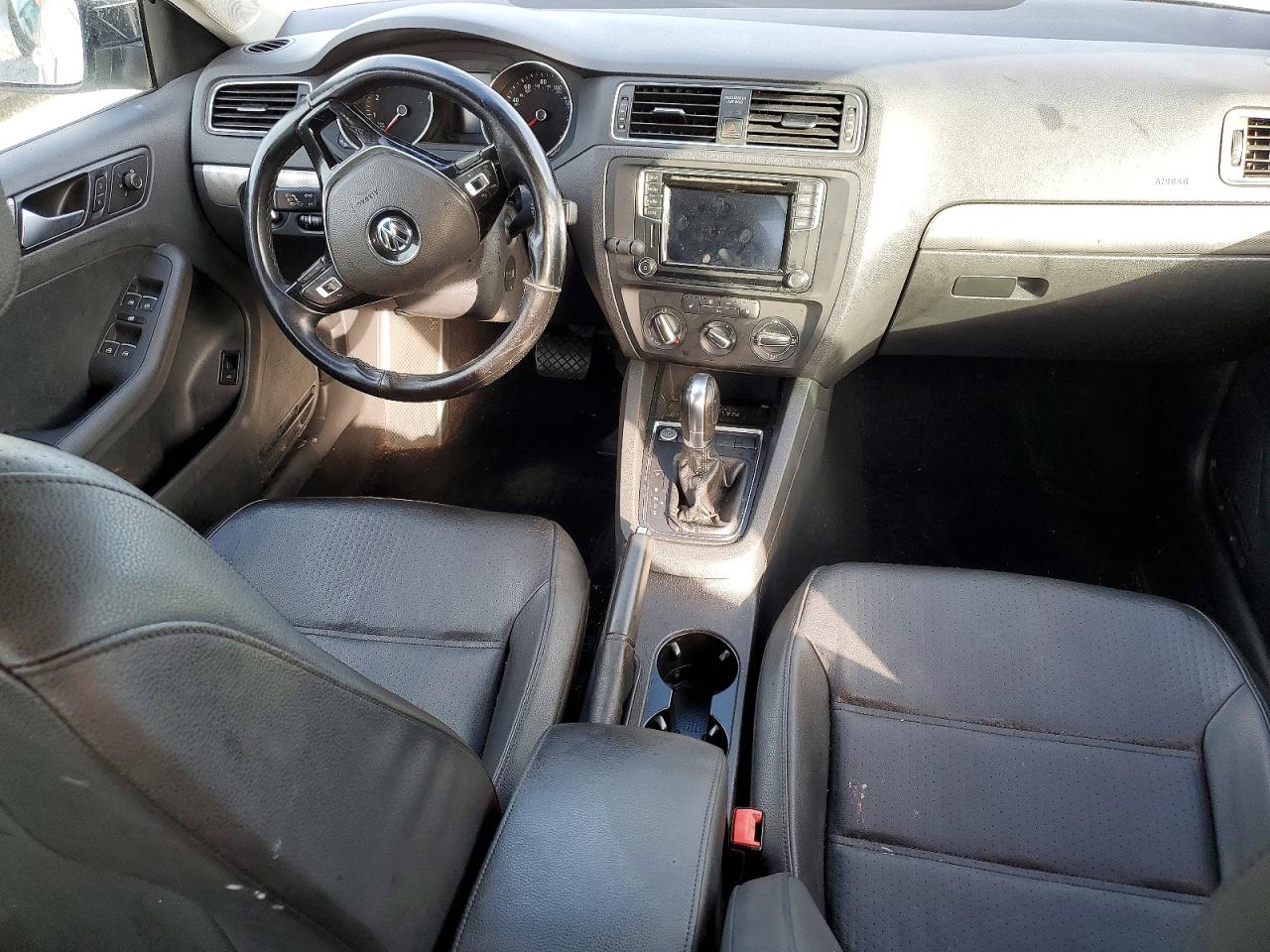 2016 VOLKSWAGEN JETTA SE photo 15
