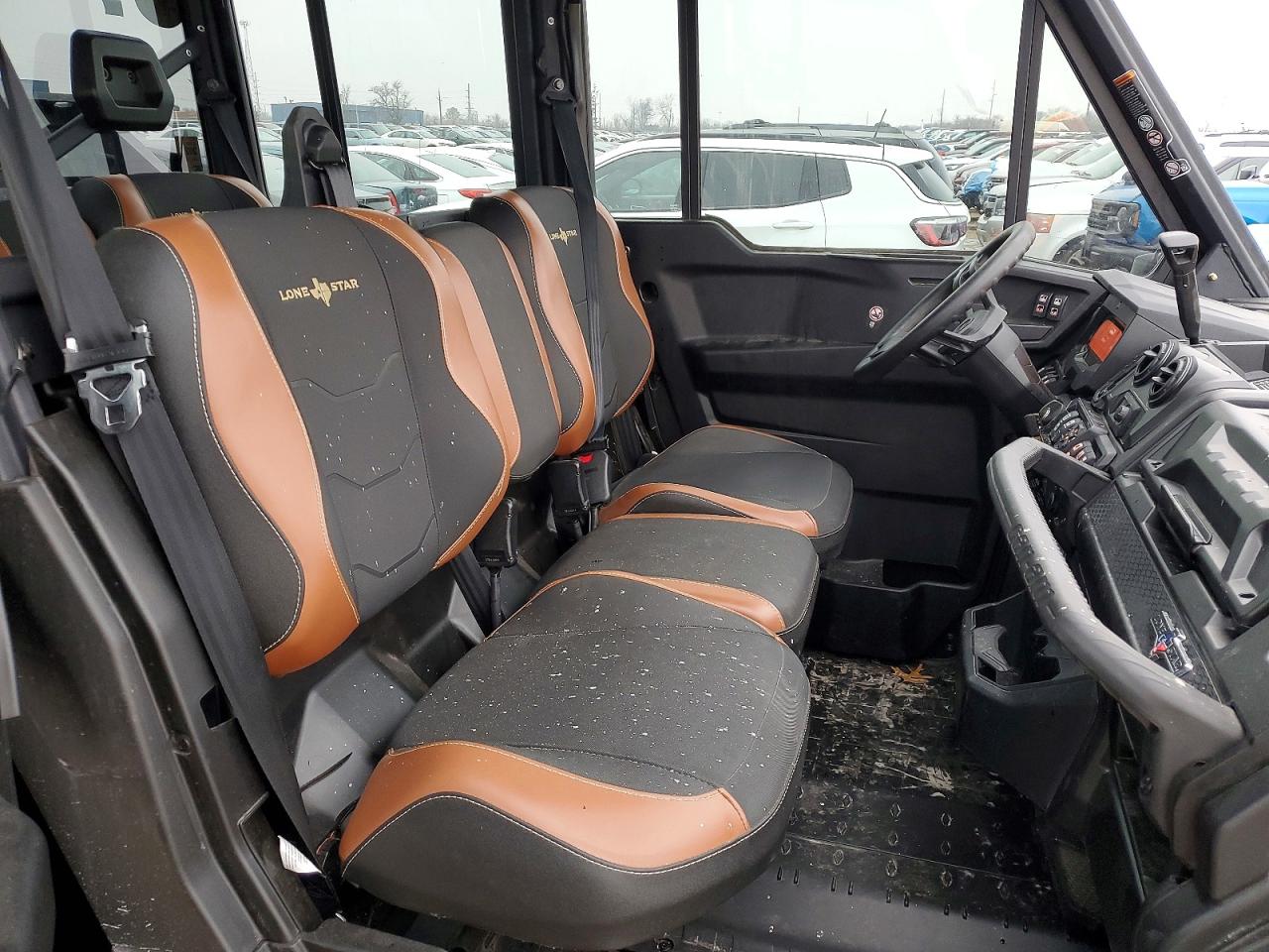 2024 CAN-AM DEFENDER UTILITY VEHICLE photo 13