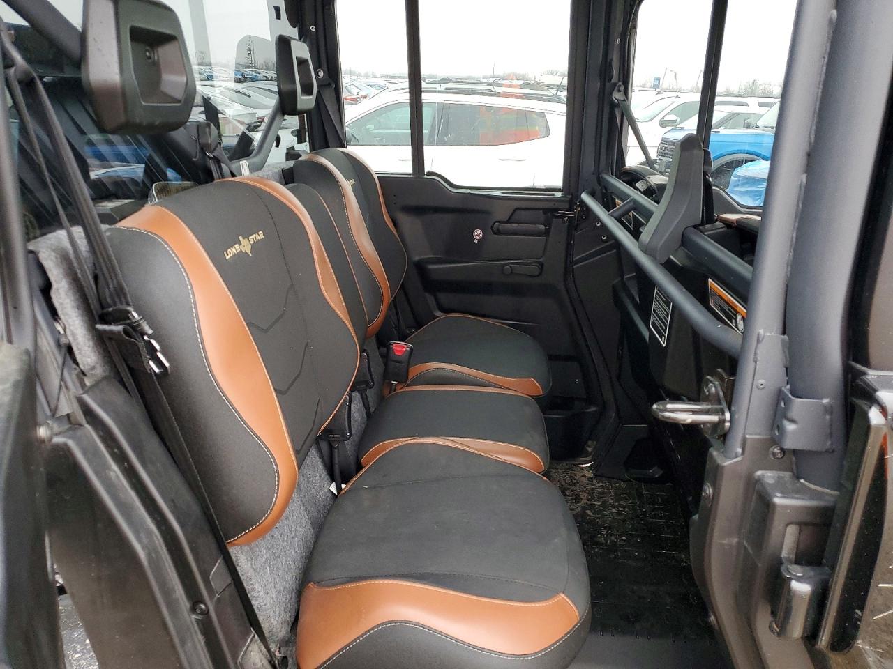 2024 CAN-AM DEFENDER UTILITY VEHICLE photo 16