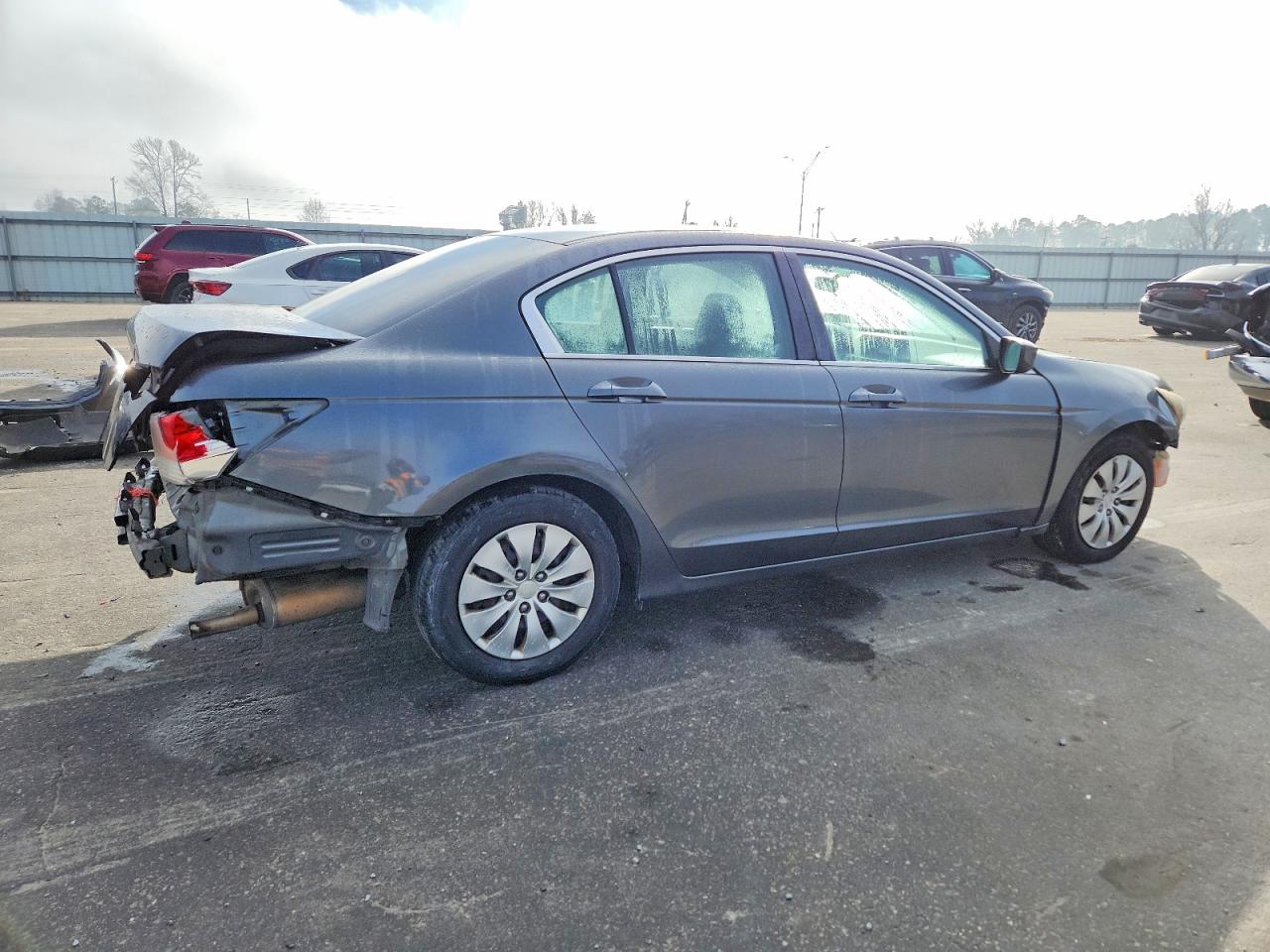 2010 HONDA ACCORD LX photo 5