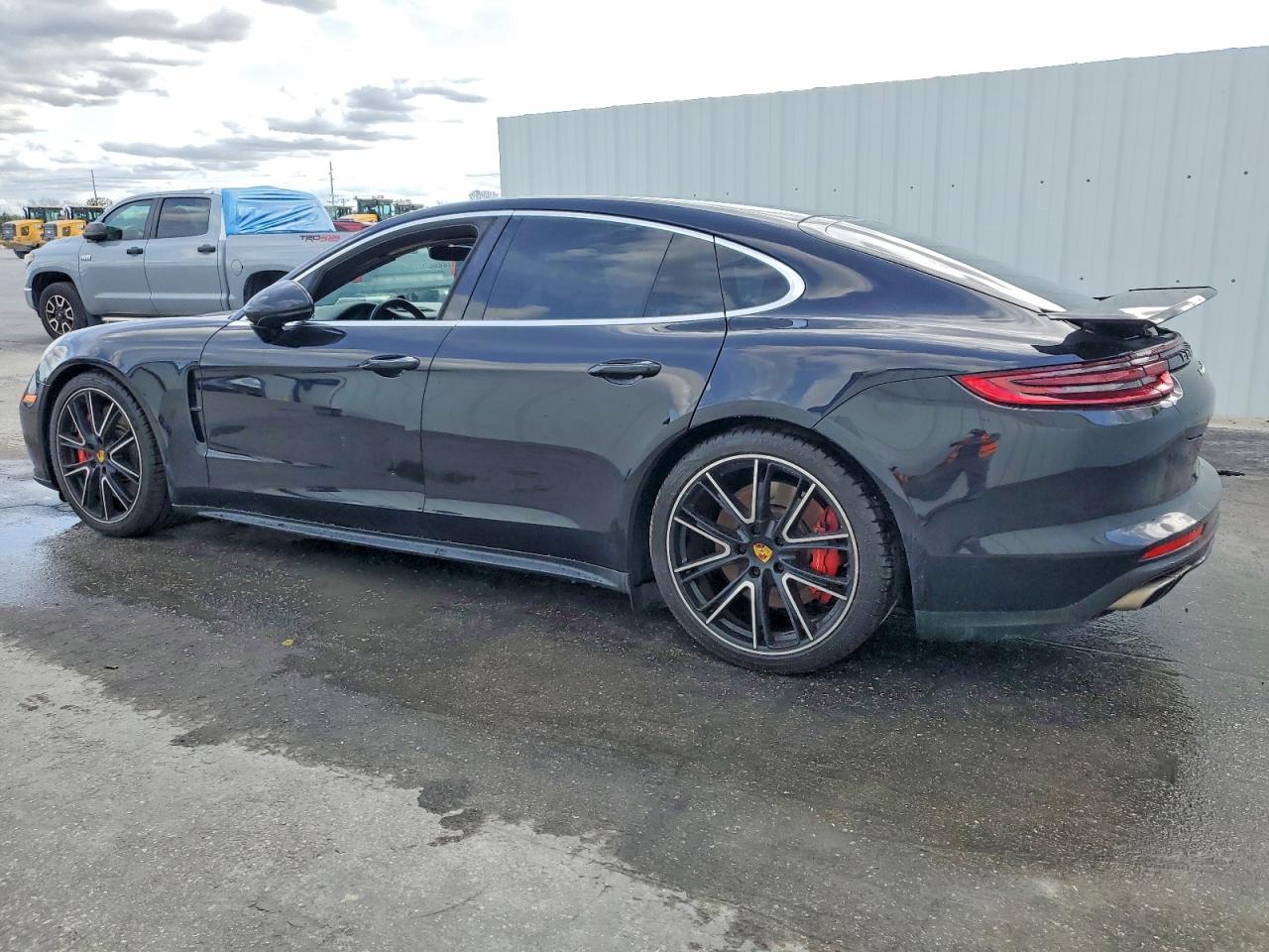 2018 PORSCHE PANAMERA TURBO photo 3