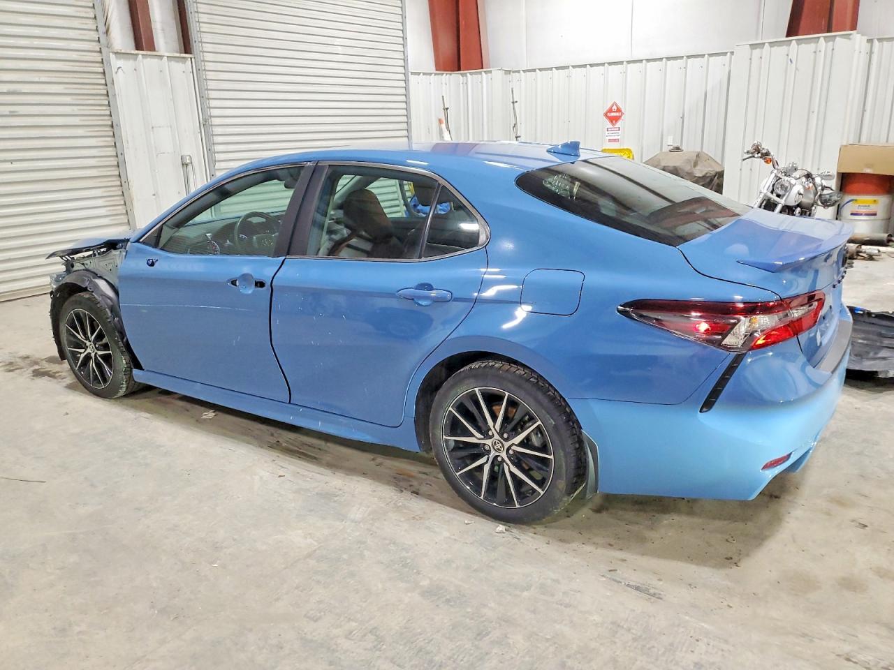 2024 TOYOTA CAMRY SE NIGHT SHADE photo 2
