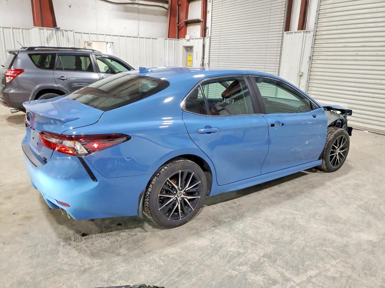 2024 TOYOTA CAMRY SE NIGHT SHADE photo 3