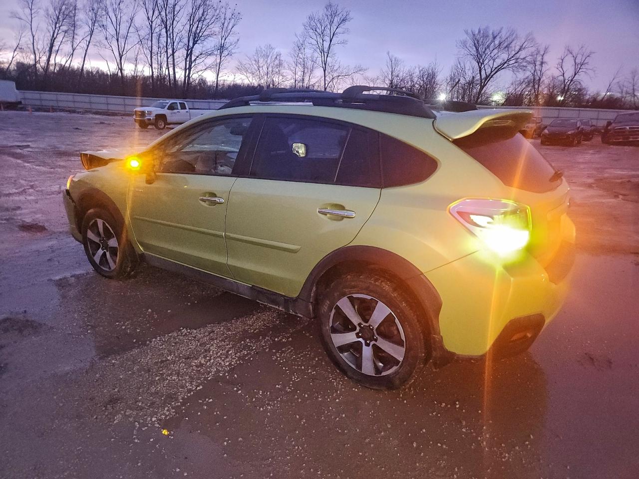2014 SUBARU XV CROSSTREK 2.0I HYBRID TOURING photo 3