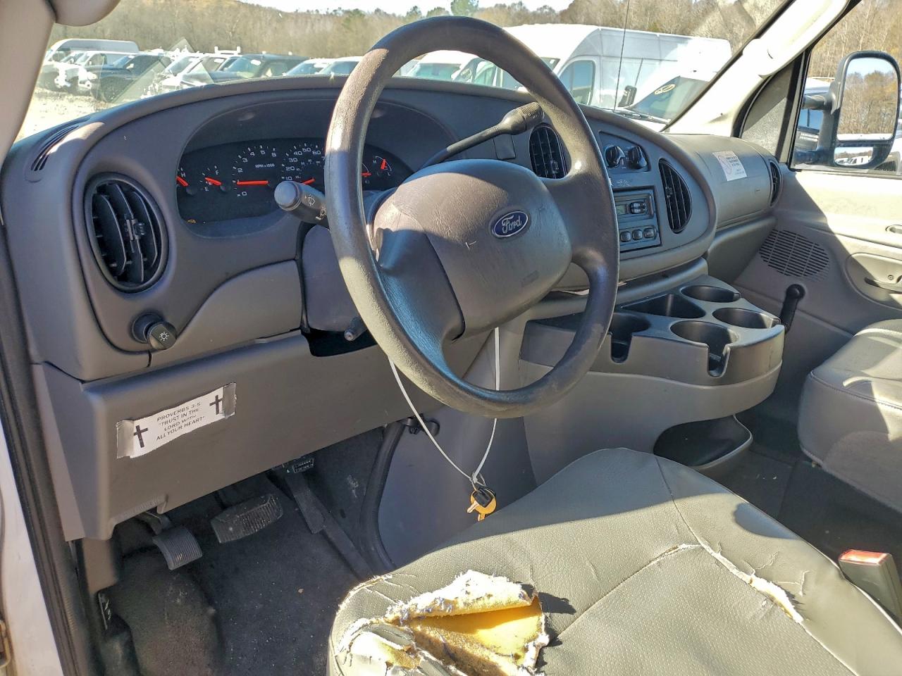 2008 FORD E250 DELIVERY VAN photo 8