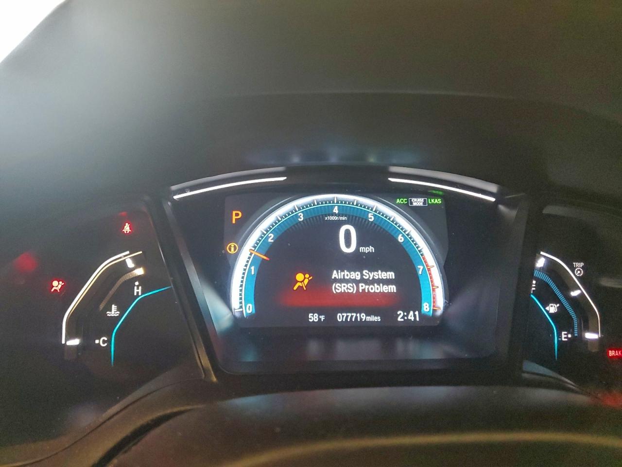 2020 HONDA CIVIC LX photo 9
