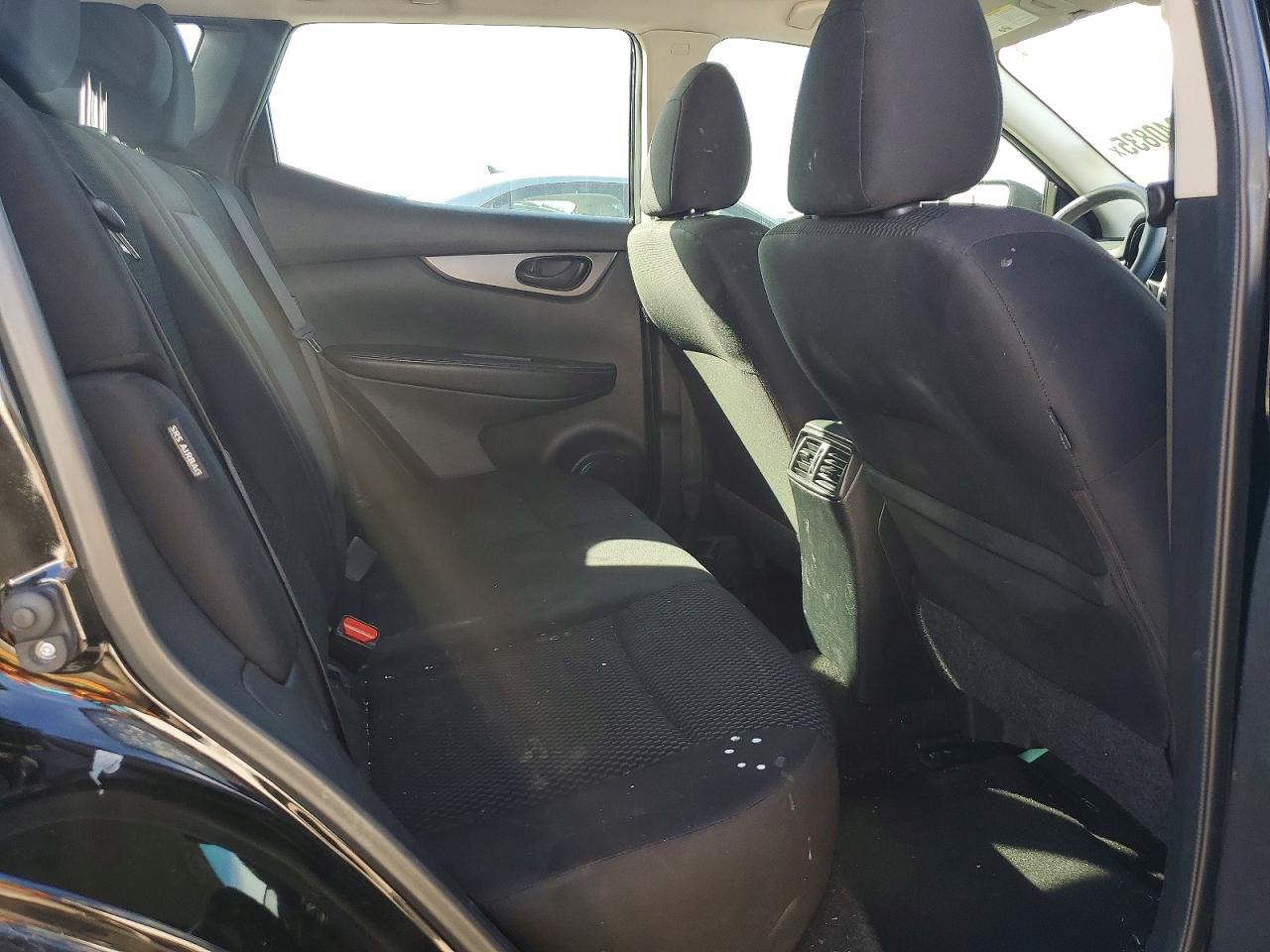 2020 NISSAN ROGUE SPORT S photo 11