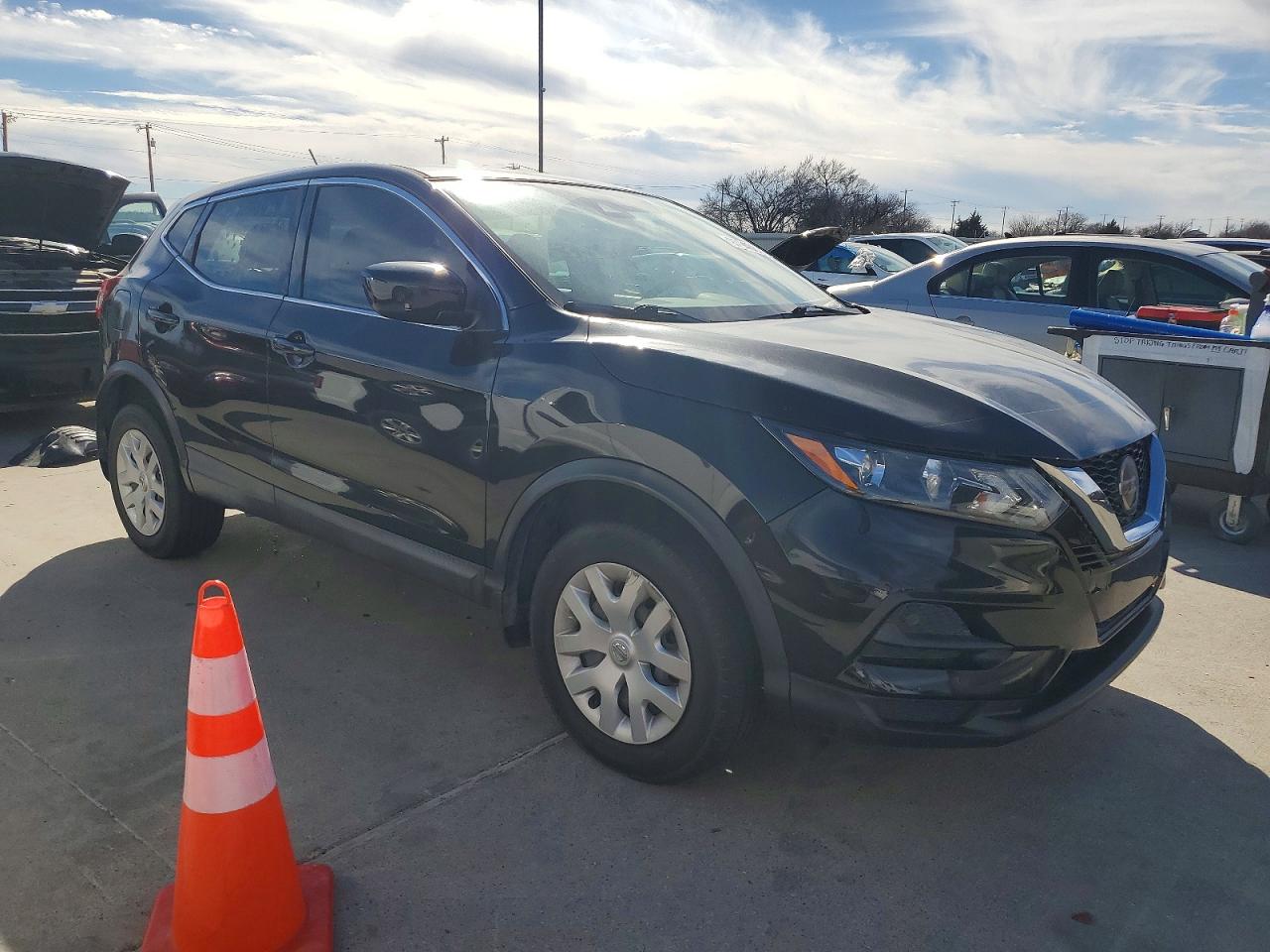 2020 NISSAN ROGUE SPORT S photo 4