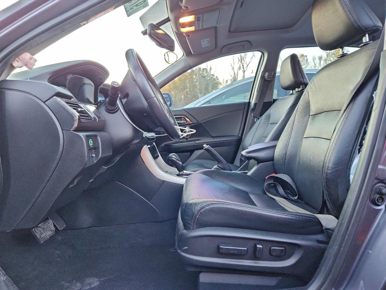 2016 HONDA ACCORD EXL photo 13
