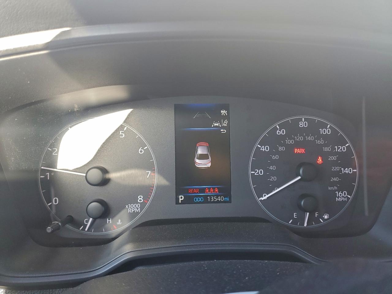 2025 TOYOTA COROLLA LE photo 17