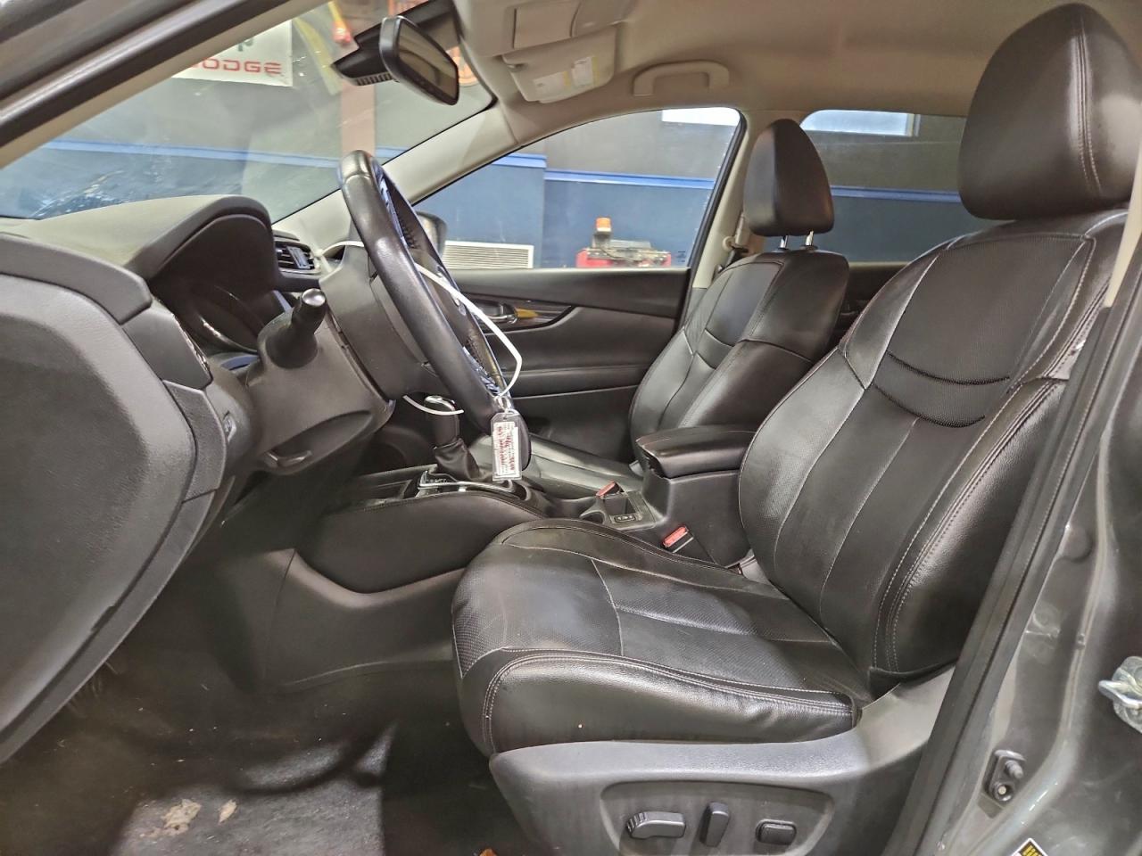 2020 NISSAN ROGUE S photo 13